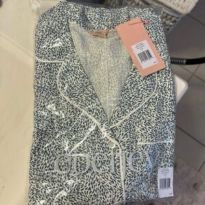 Eberjey Gisele style short sleeve crop pant pajamas, new in bag